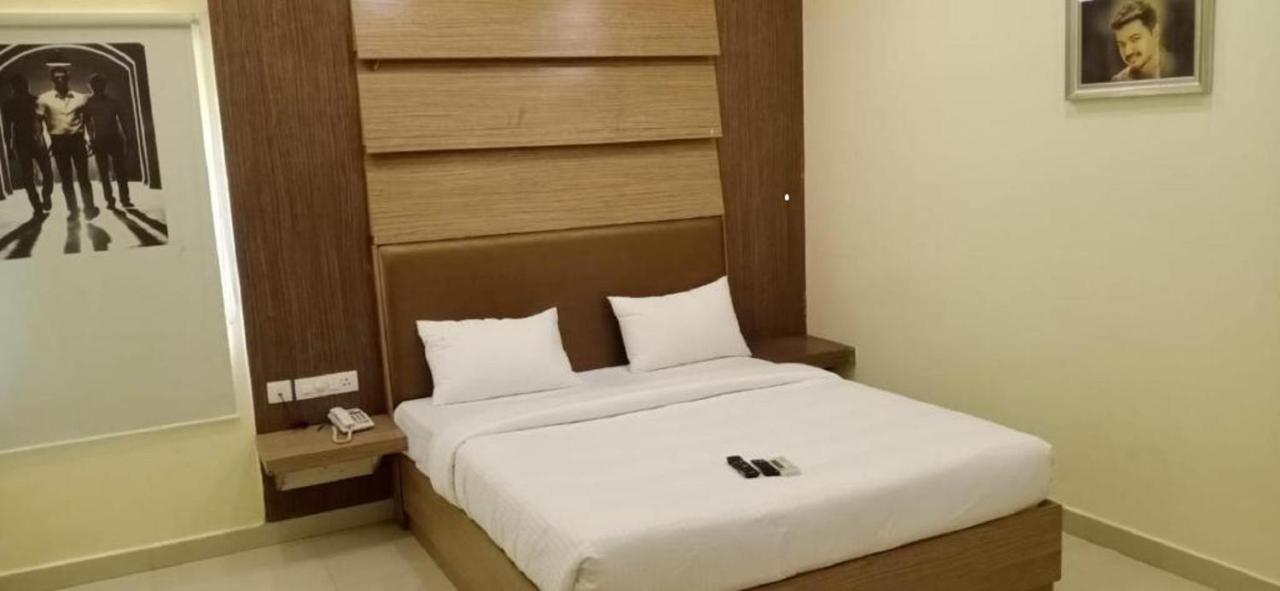 Cinemascope An Apart Hotel Chennai Zewnętrze zdjęcie