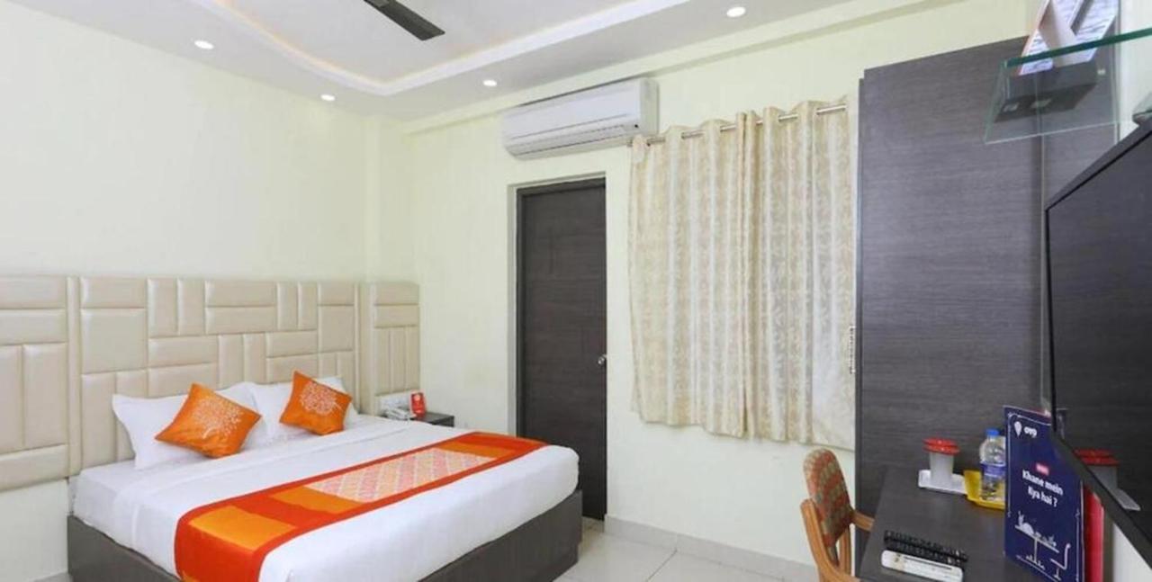 Cinemascope An Apart Hotel Chennai Zewnętrze zdjęcie